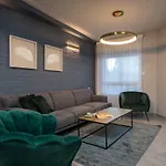 Geffen Luxury Apartments